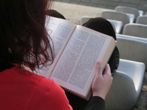 Cik ir atbrīvoto no eksāmeniem?