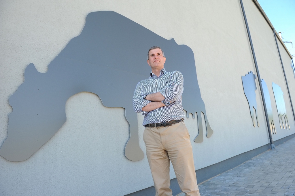 Latvijas piena jaunais investors būs kooperatīvs Latraps