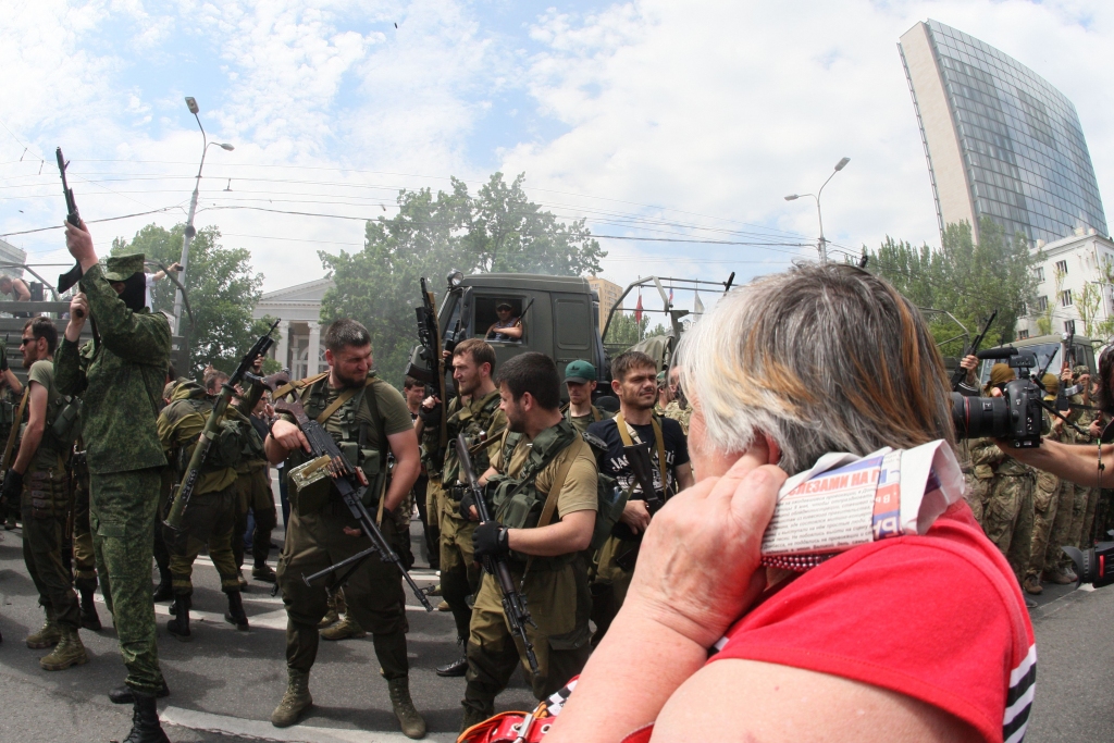 Ukrainas armija: Operācijā Doņeckā nogalināti vismaz 200 teroristi