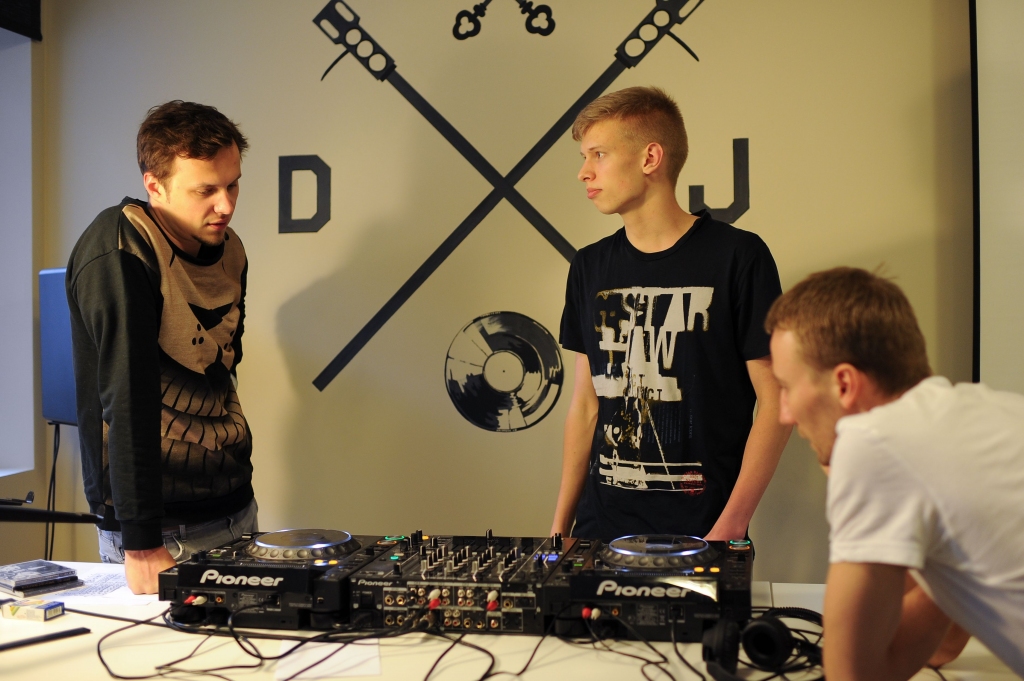 Rīgas DJ skolas bizness sācies labi