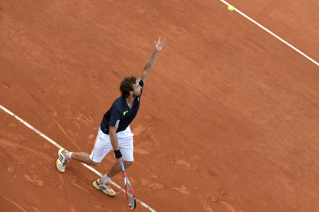 Tviterpērles: Gulbis uzlido jaunos augstumos