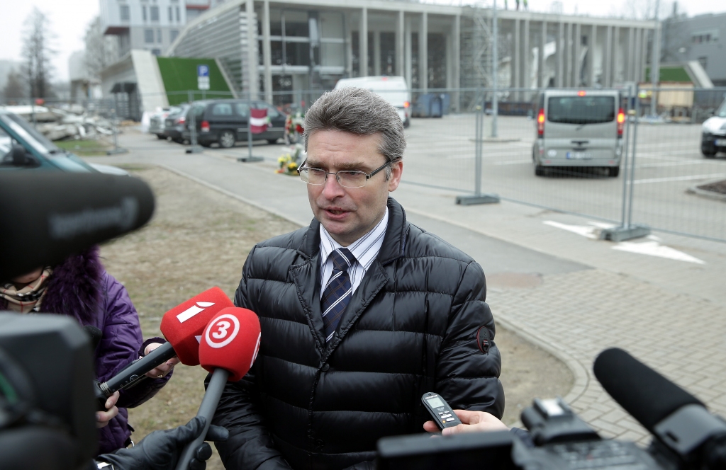 Policijā kriminālprocess par darba drošības noteikumu pārkāpumiem SIA Maxima Latvija