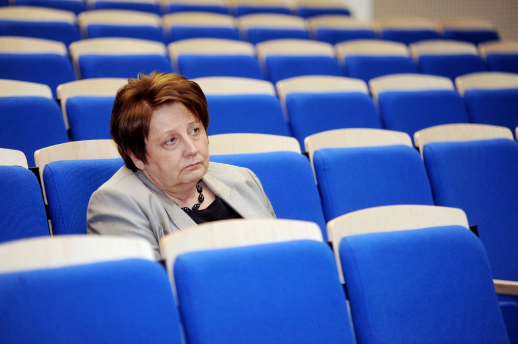 Streļčenoks paziņo, ka sākta pārbaude par premjeri Straujumu