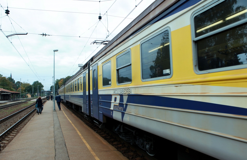 Sola 21.gadsimtam atbilstošu komfortu arī pasažieru vilcienos