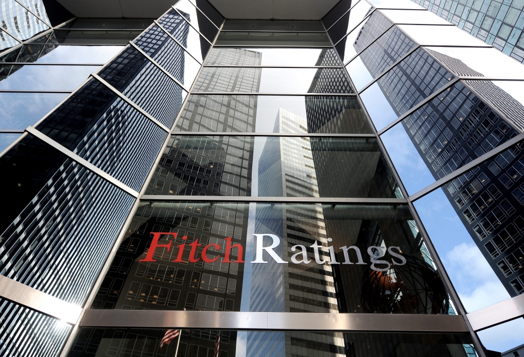 Fitch paaugstina Latvijas kredītreitingu uz A-