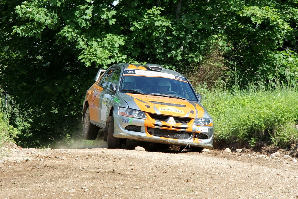 Rallijsprintā “Gulbis 2014” rīt arī vēsturiskās automašīnas un pārsteiguma balva 