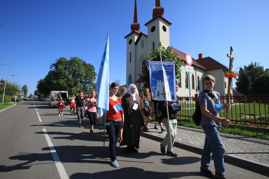 Svētdien dosies svētceļojumā