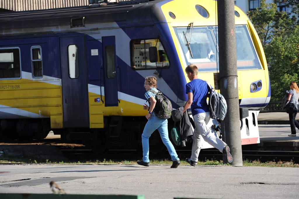 Vēl aizvien nav skaidrības – būs vai nebūs jaunie vilcieni