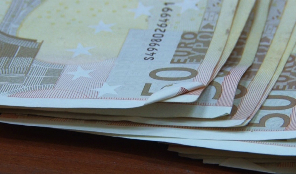 Investors: Tiek iesildīta eiro druka 