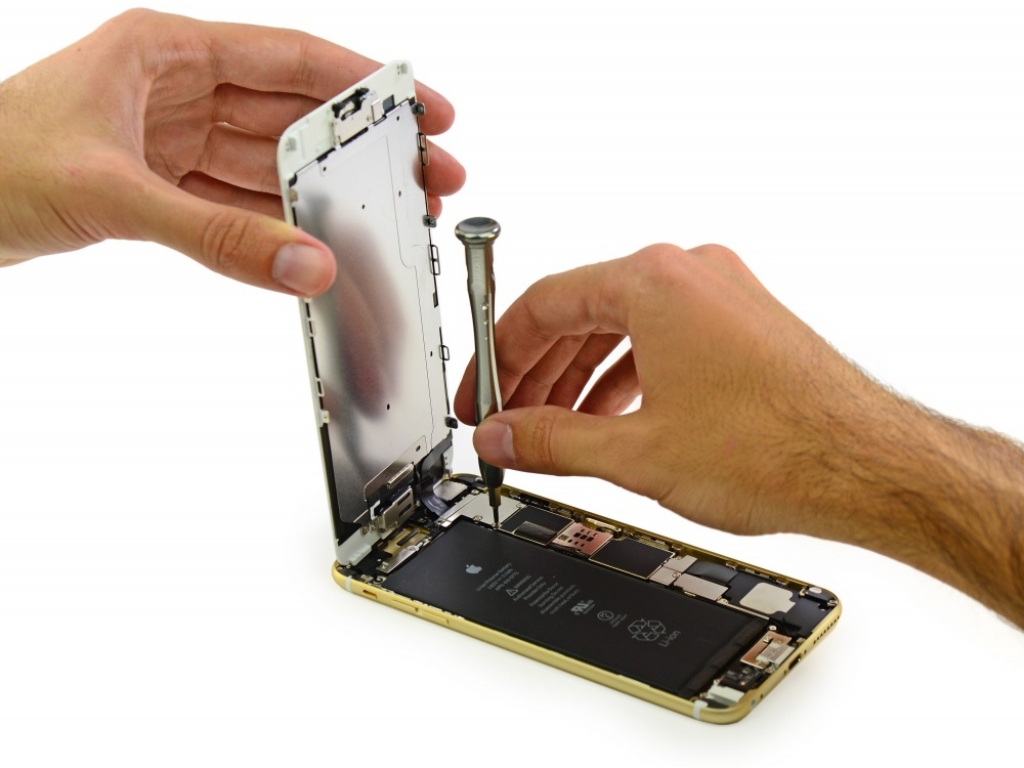 Kas iekšpusē jaunajam iPhone 6 Plus?
