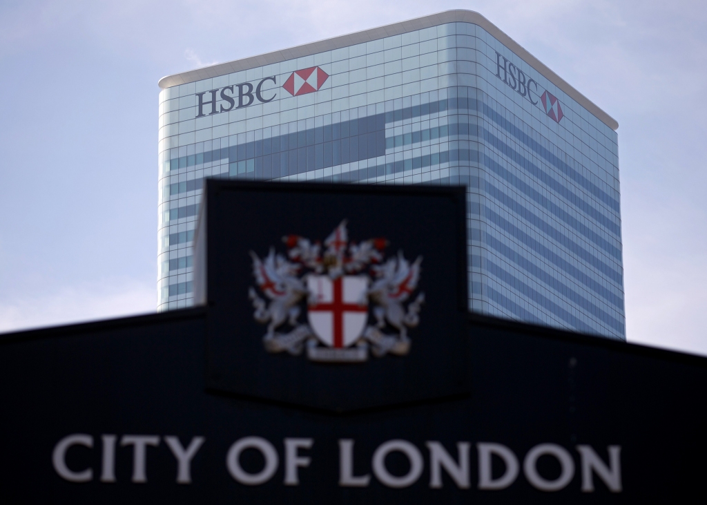 Londonas baņķieri sāk just sviluma smaku