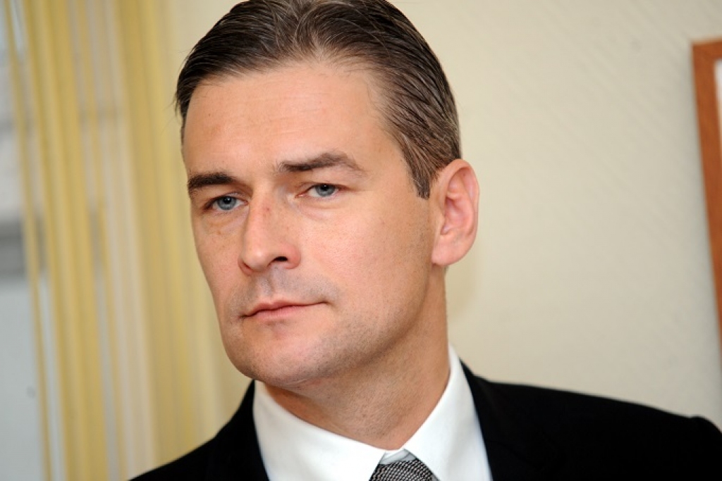 Bondars: Vairāk notiek sarunas par krēsliem nevis darāmajiem darbiem