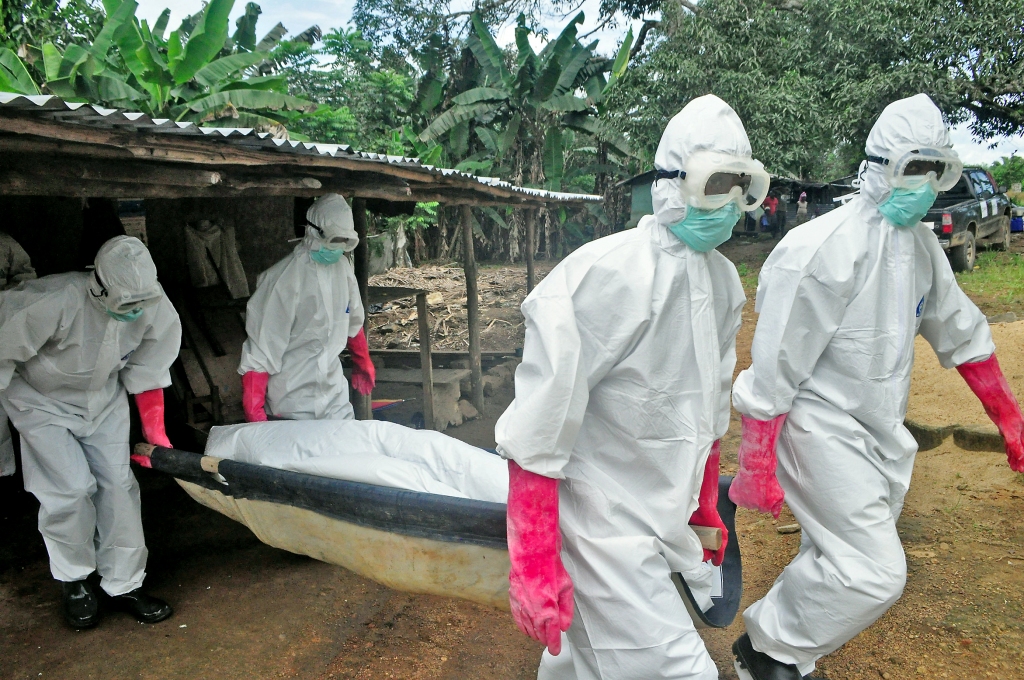 Spāņu medmāsa un Nigērija brīva no Ebolas vīrusa