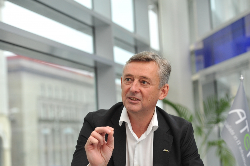Intervija: Mēs neapzināmies digitalizācijas riskus