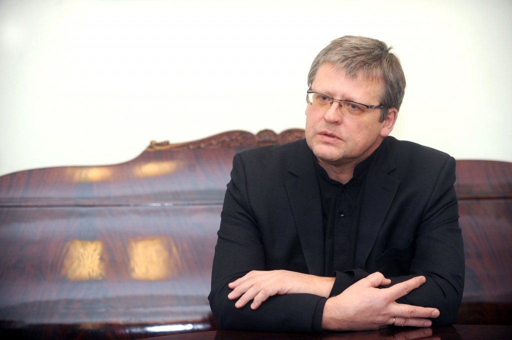 Belēvičs kā veselības ministrs sola tukšā mucā ūdeni neliet