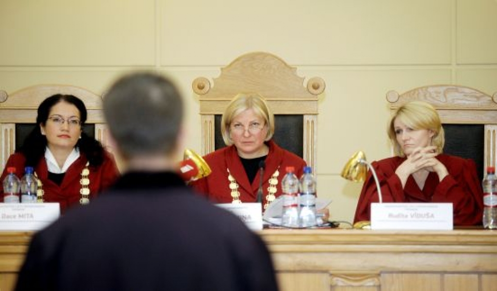 Spriedums ir, līdz atbildei vēl tālu
