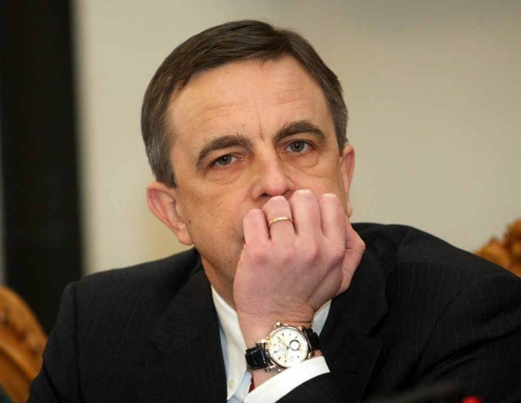 Ronis vien pēc diviem mēnešiem pamet Valsts prezidenta kanceleju