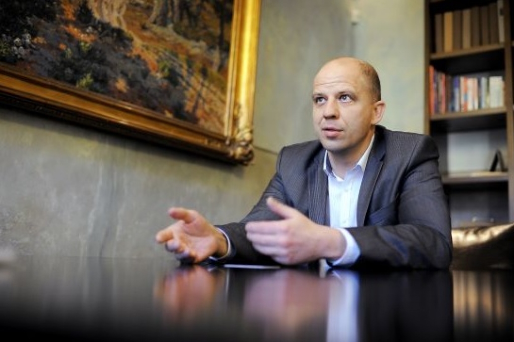 Būvmateriālu ražotāju pārstāvis: Ar būvēm politiski spēlēties nedrīkst