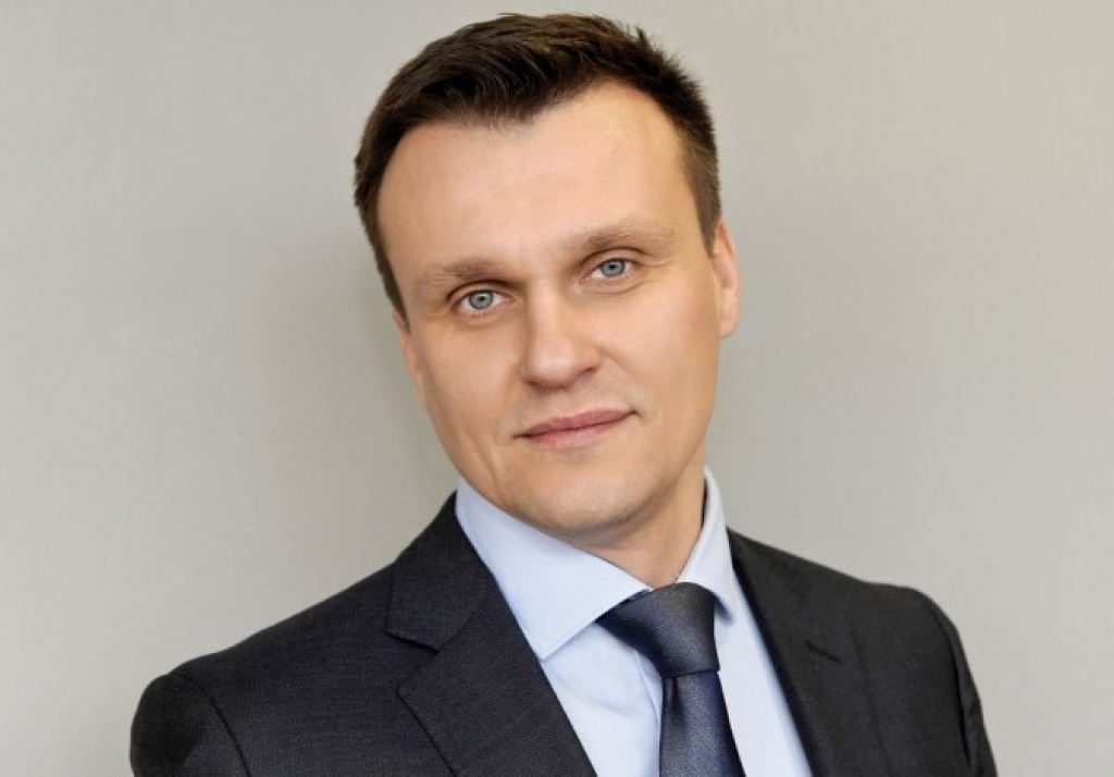 DB viedoklis: Par sarkanbaltsarkanu pragmātismu