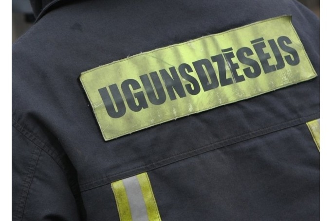 Dzīvojamā mājā - sadūmojums no gruzdoša matrača