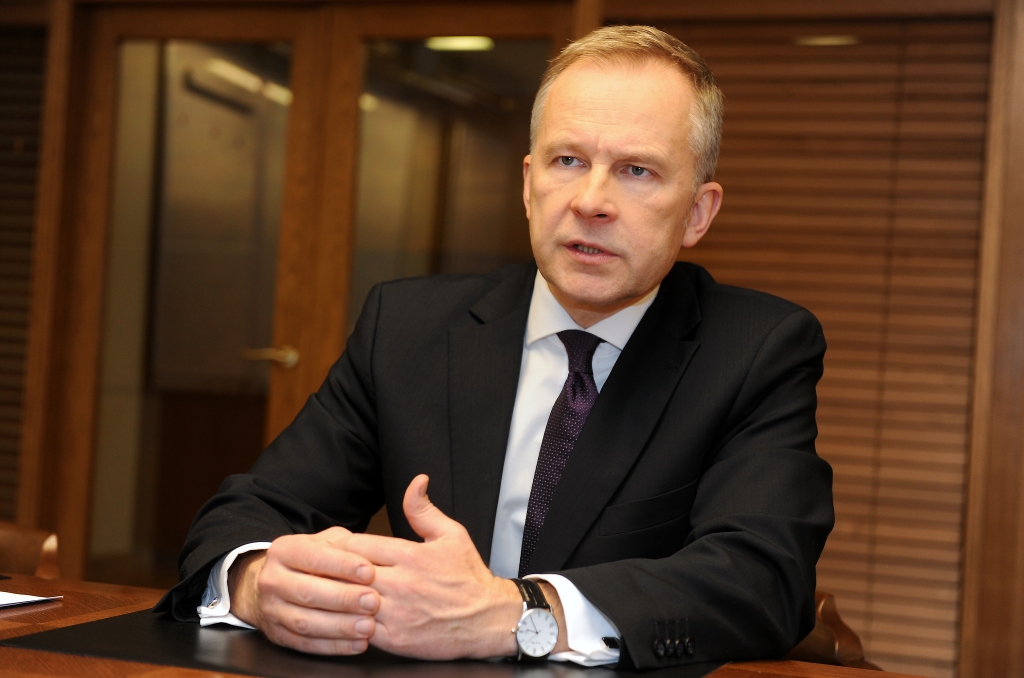 Rimšēvičs: Šajā nenoteiktības laikā eiro nestie ieguvumi Latvijai ir milzīgi