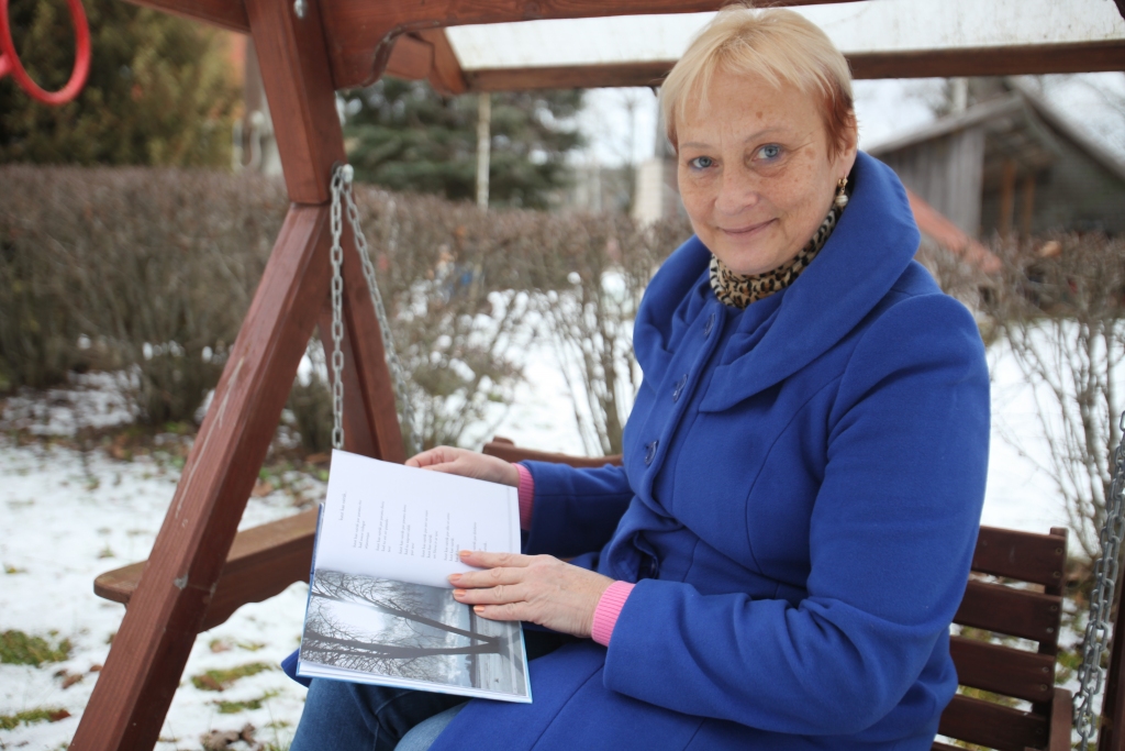 Izdod dzejas grāmatu par dvēseles putniem