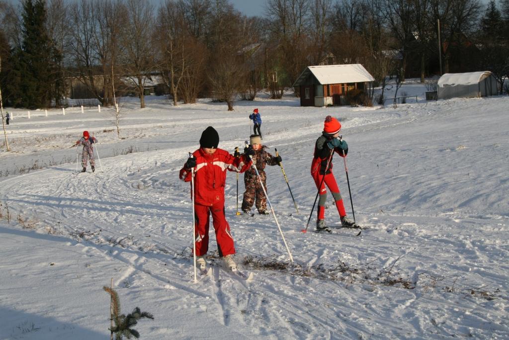 Lejasciemā slēpo krietns pulks bērnu