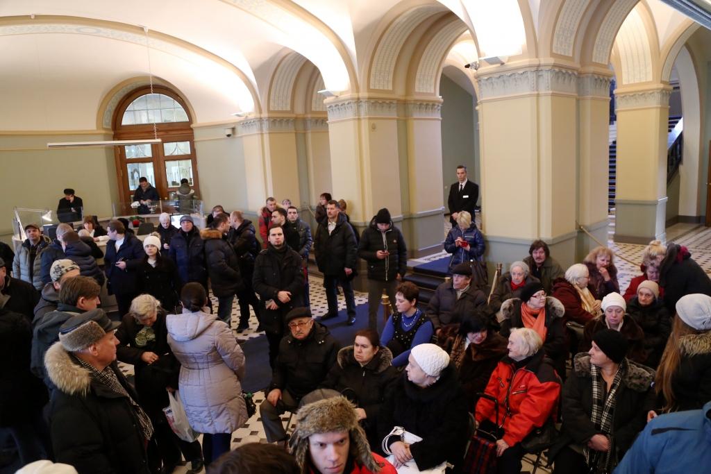 Papildināta - Visdrīzāk jaunās eiro monētas Latvijas Bankā varēs iegādāties arī rīt