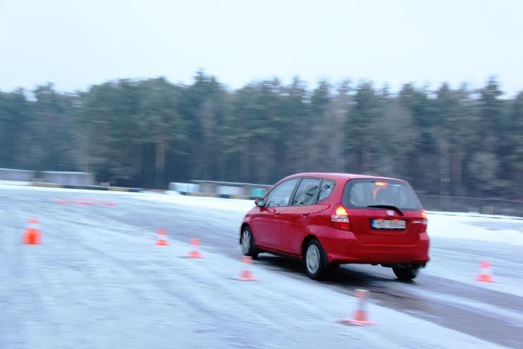 CSDD Gulbenes nodaļa piedāvā bezmaksas drošas ziemas braukšanas konsultācijas 