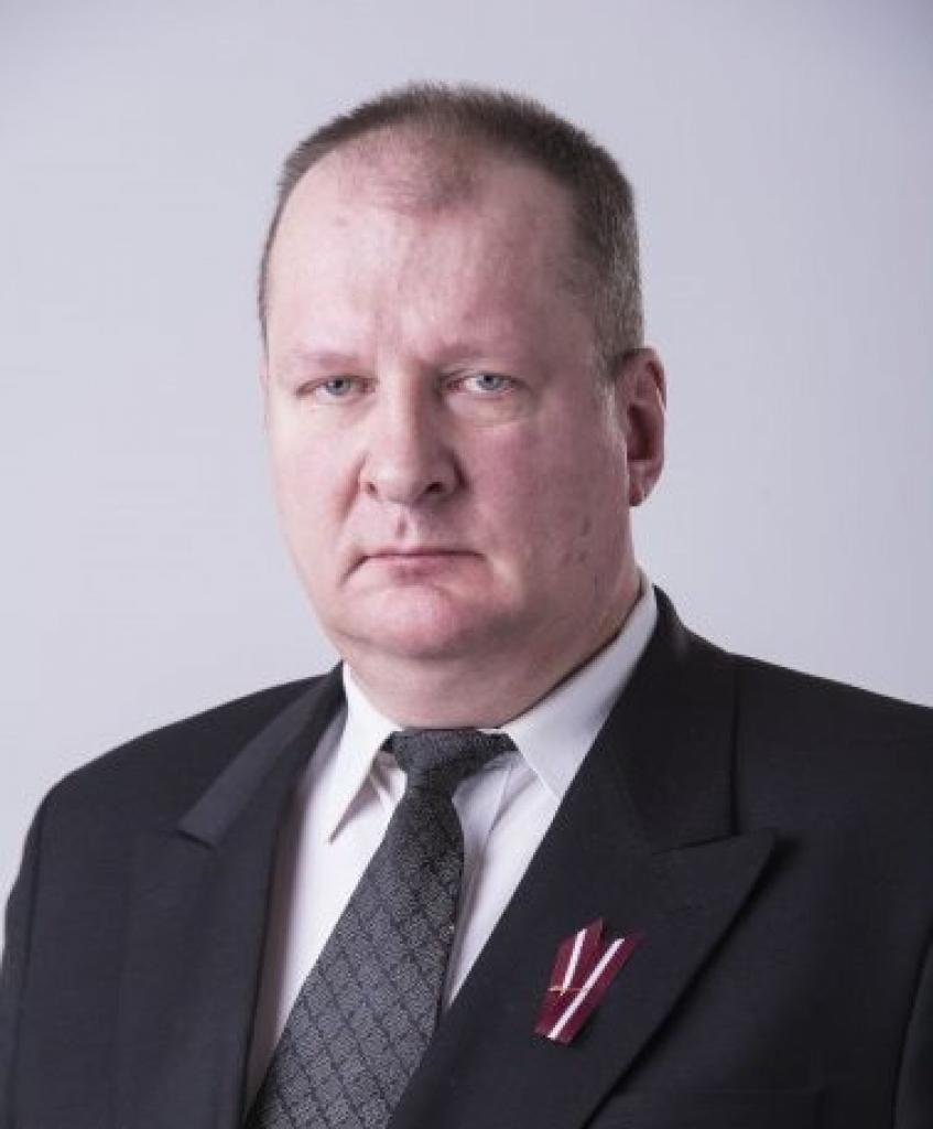 papildināts (16:28) - Deputātu rokāde: Vilks atpakaļ uz RD, Jansons viņa vietā uz Saeimu