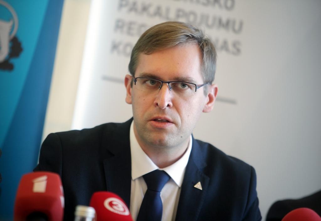 Regulators nevar garantēt RS biļešu cenas samazināšanos