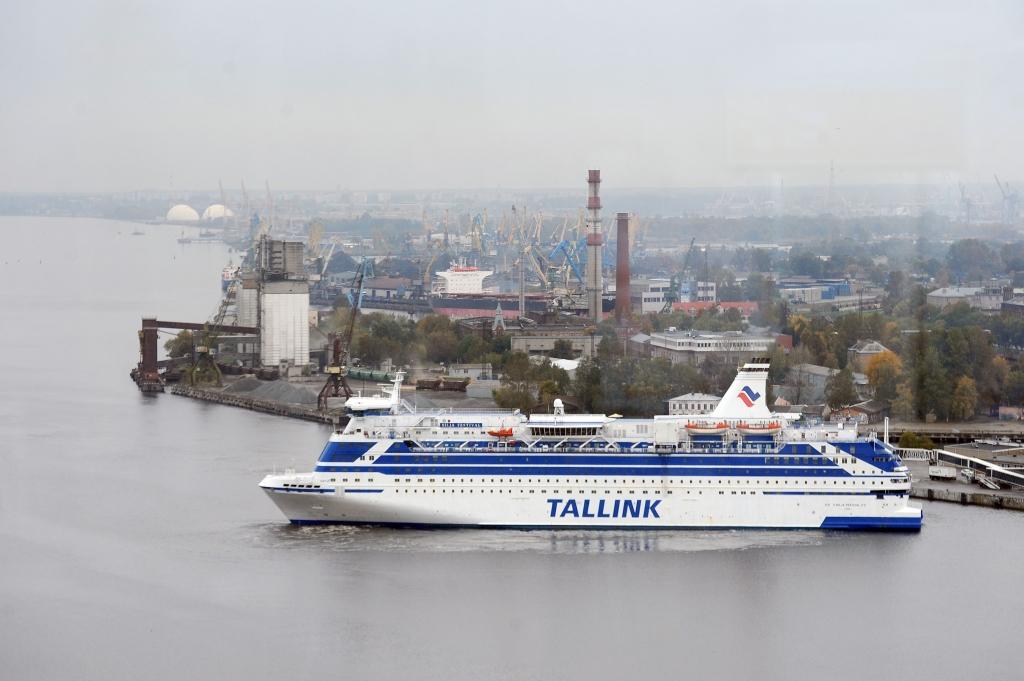 Tallink iegādāsies jaunu kuģi par 230 miljoniem eiro; pārdos Regina Baltica un Silja Festival