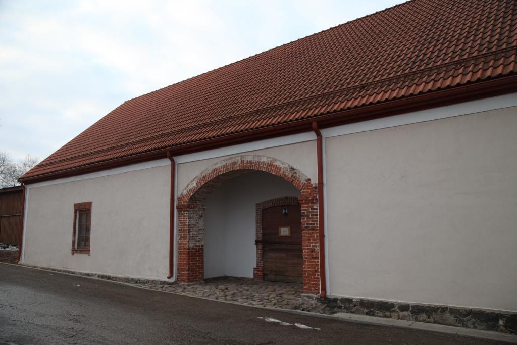 Pabeidz Vecgulbenes muižas klēts renovāciju 