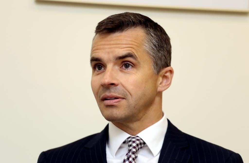 Papildināta - Stradiņa slimnīcas vadītājs Šmits pats iesniedzis atlūgumu