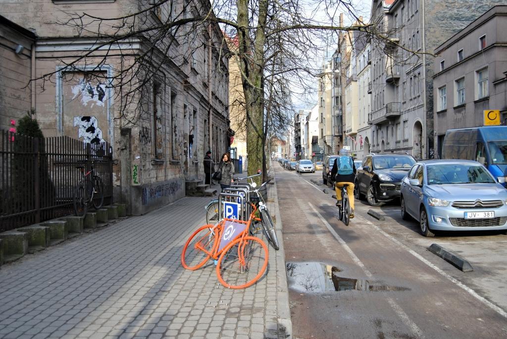 Rīgā velo infrastruktūru plāno attīstīt; svarīgākais - vienots tīklojums
