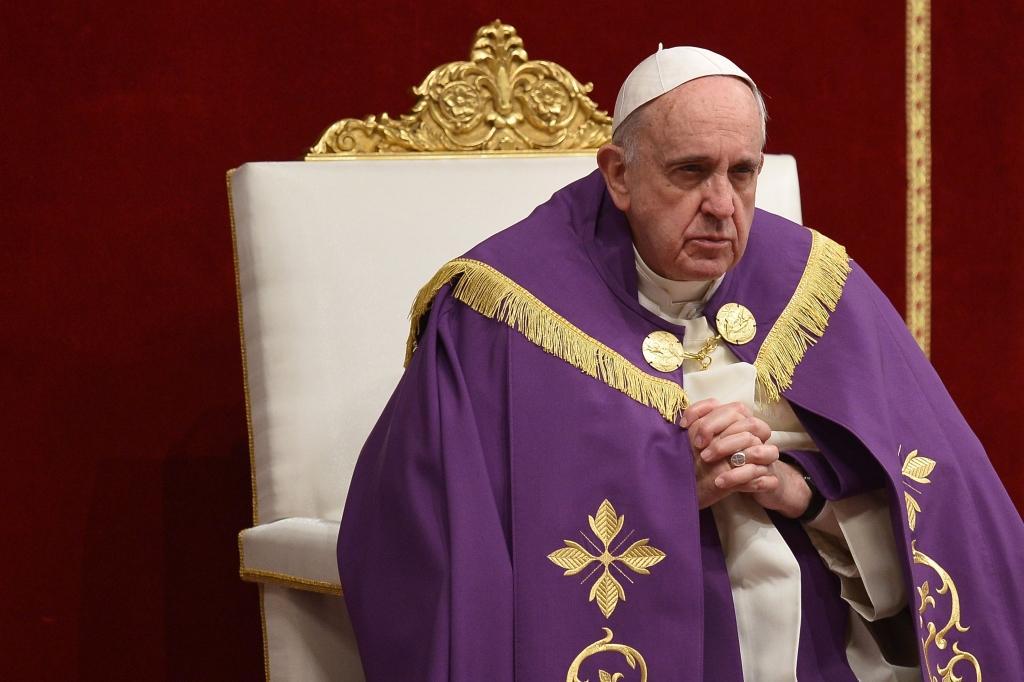 Pāvests Francisks negrasās palikt amatā līdz nāvei