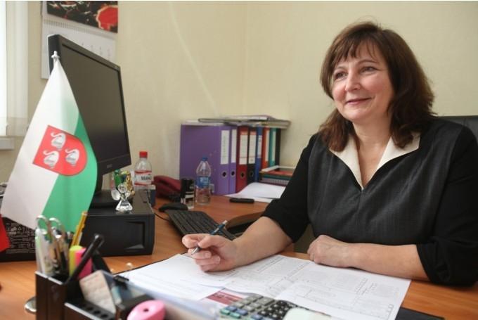 Iesniedz prasību tiesā pret domi