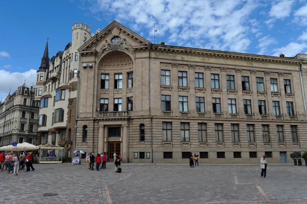 Radio jaunā valde vēl neatklāj nodomus