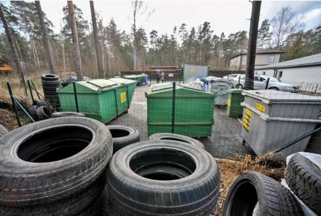 Trūkst stingras atkritumu šķirošanas un pārstrādes politikas