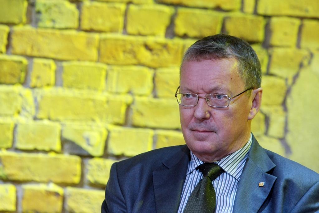 Straujumas padomnieks aicina iedzīvotājus beigt žēloties un pašiem sākt pelnīt