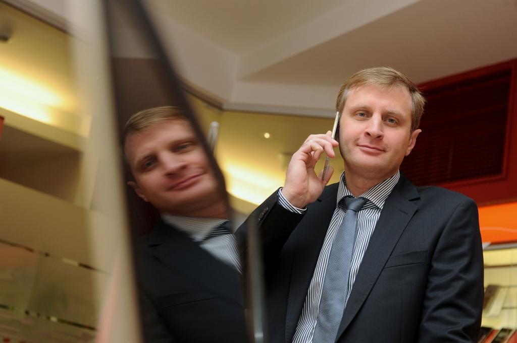 Telefons kļūst gudrāks