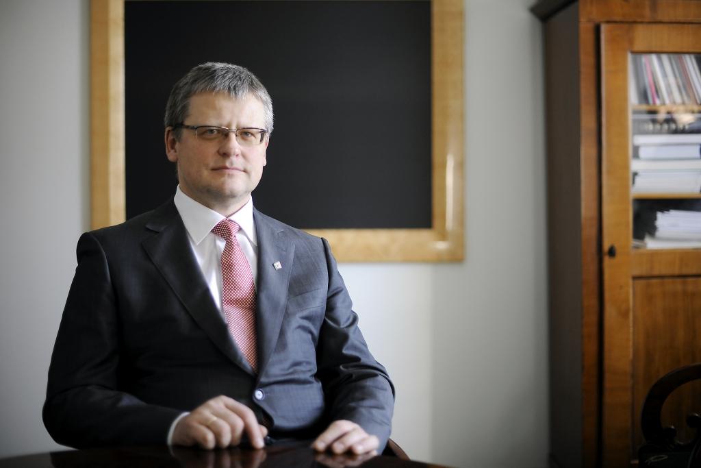 Belēvičs vēlas samazināt vasaras brīvlaiku, lai ieviestu veselības mācību