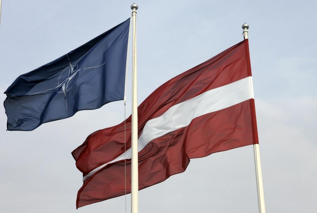 Atzīmē 11.gadadienu kopš Latvijas pievienošanās NATO