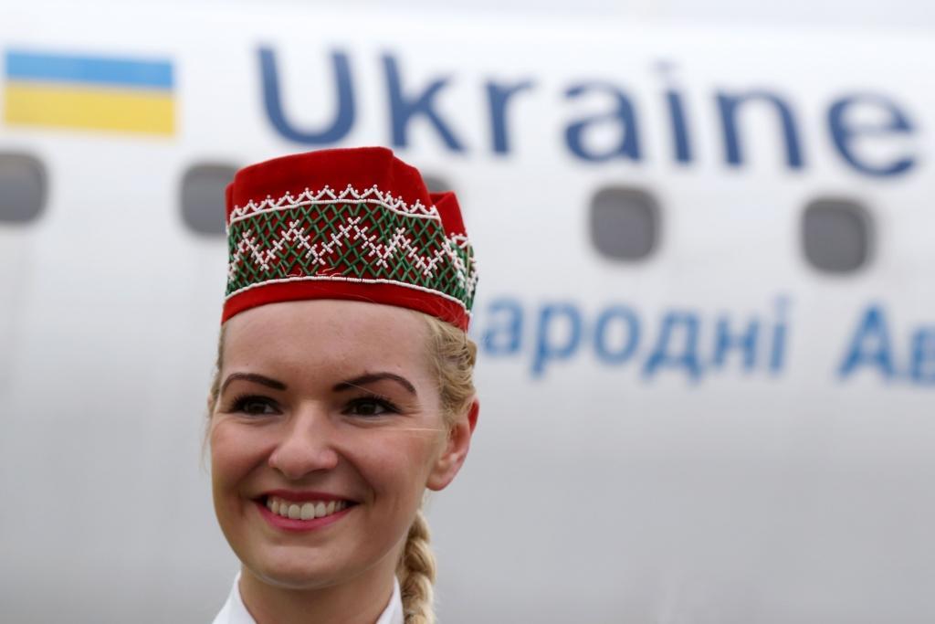 Lidostā Rīga darbu sāk Ukraine International Airlines