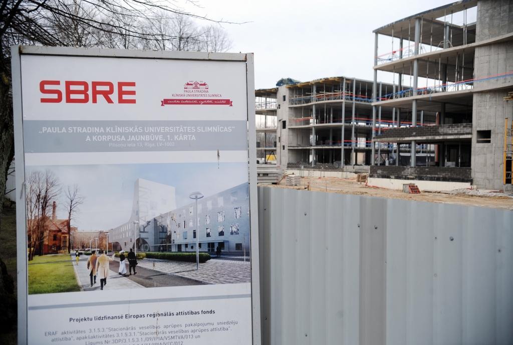 SBRE defektus Stradiņa slimnīcas jaunajā korpusā sola novērst mēneša laikā