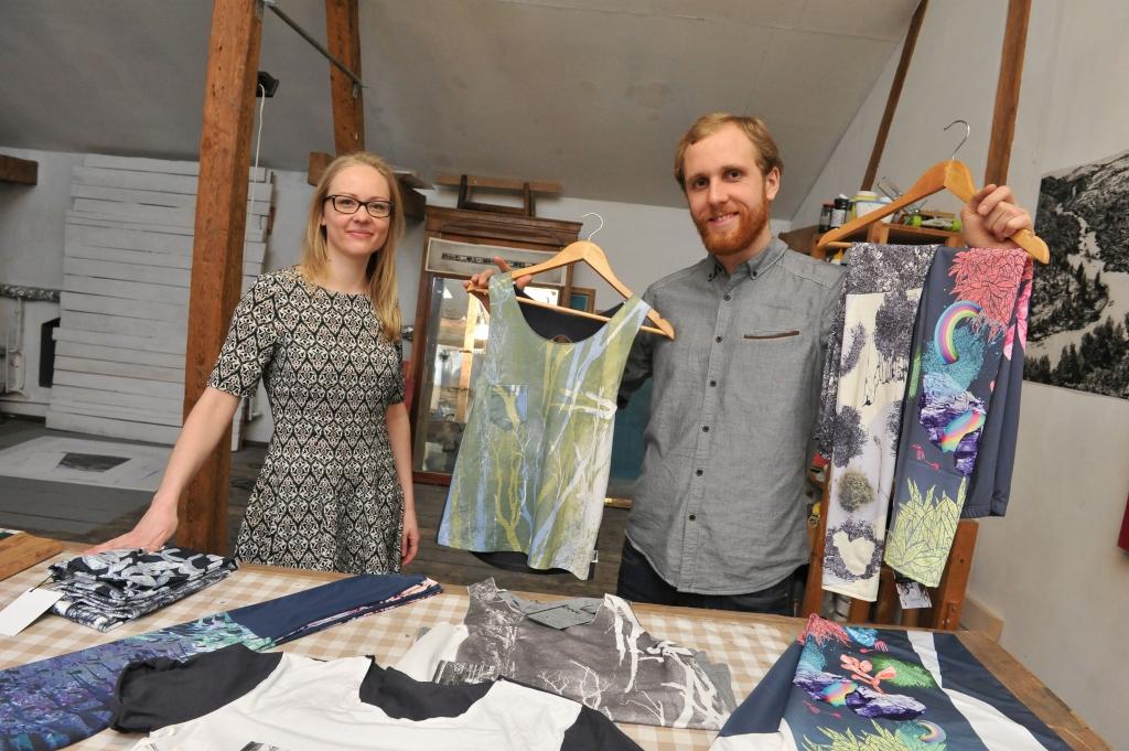 Sākam biznesu: Jogot mākslas darbā