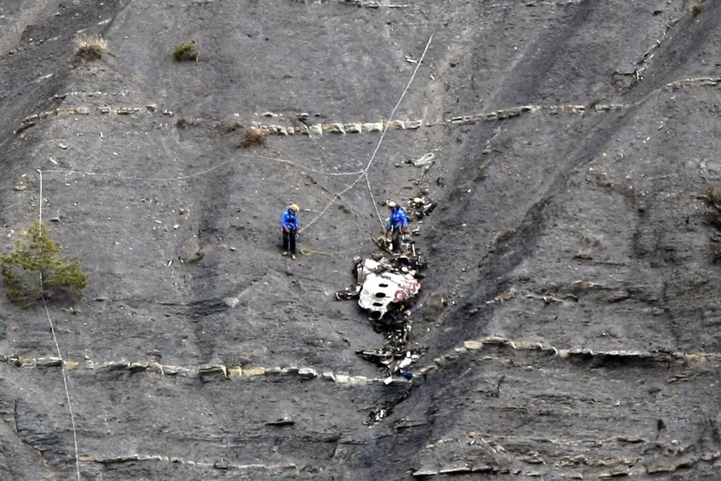 Izmeklētāji pieprasa uzrādīt Germanwings katastrofas video, ja tāds ir