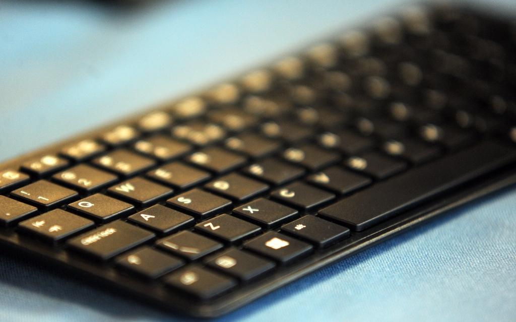 Kibertelpā risku daudz, bet ekspertu to novēršanai trūkst