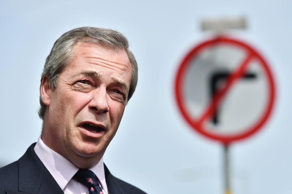 Poļu aristokrāts rēķinus ar UKIP līderi grib nokārtot duelī Haidparkā