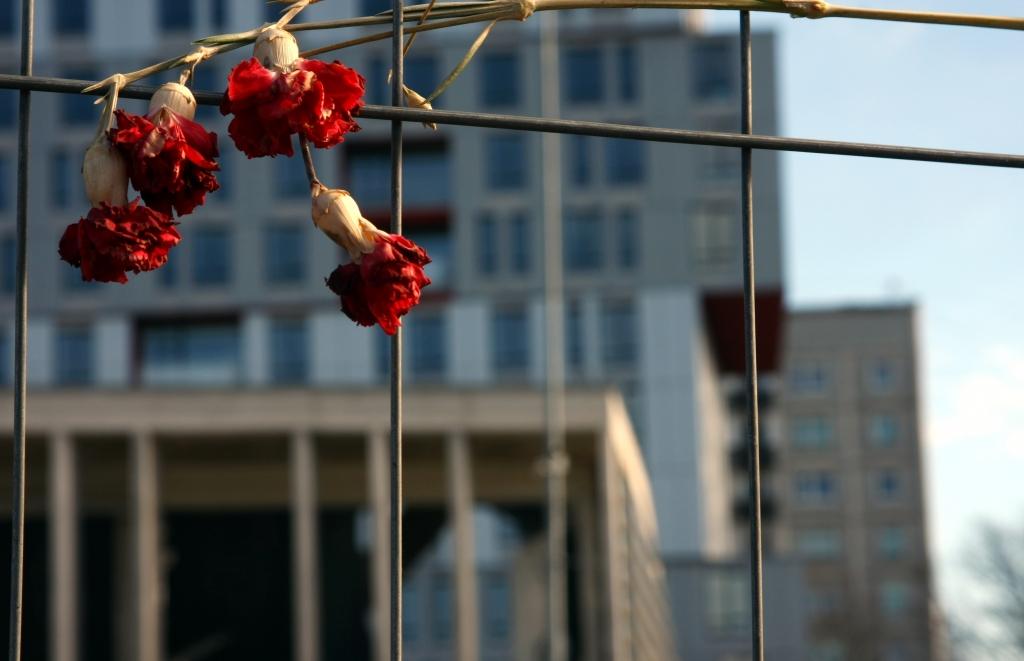 Zolitūdes traģēdijas lietā prokuratūrai lūdz sākt kriminālvajāšanu pret Maxima darbinieci